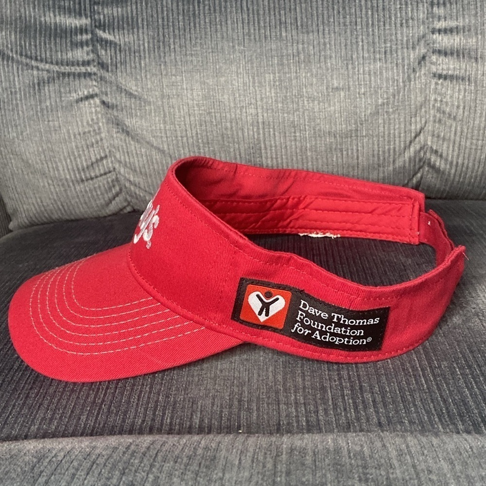 Wendy’s Visor Hat RedWhite One Size - Picture 2 of 6